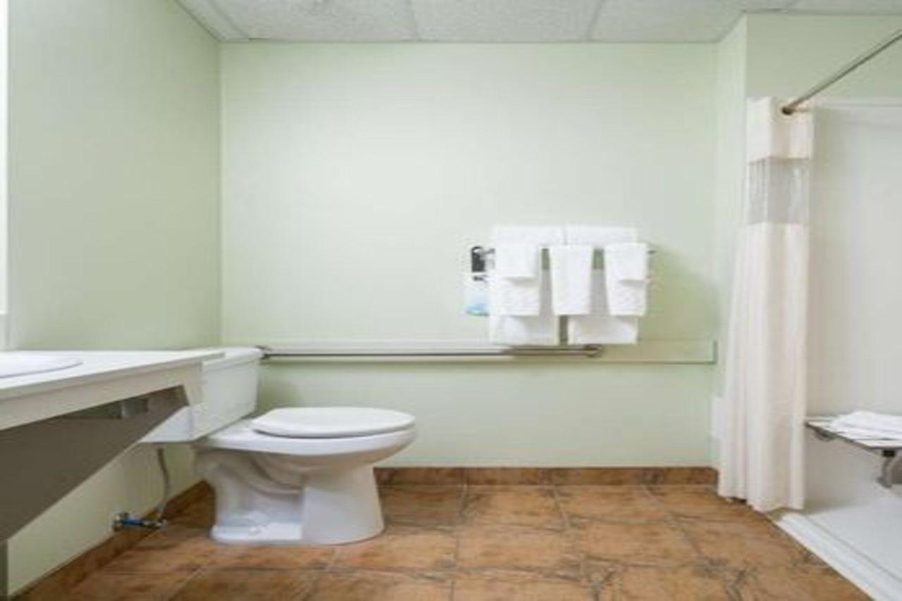 Hotel Service Inn&suites Calgary