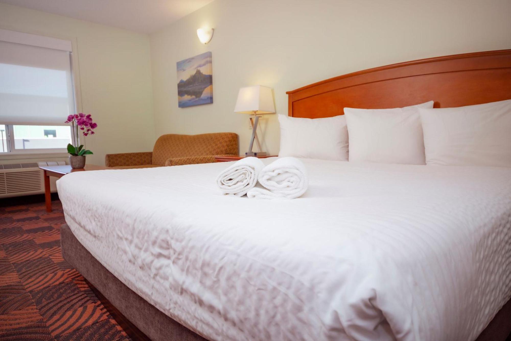 Service Inn&suites Hotel 3*